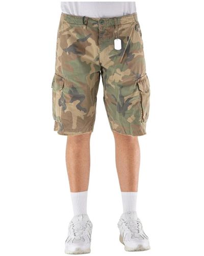 chesapeake's Shorts > long shorts - Vert