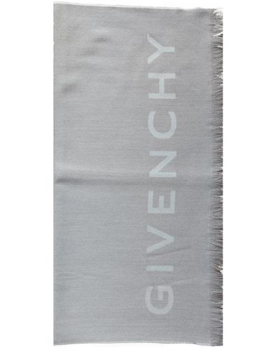 Givenchy Winter scarves - Gris