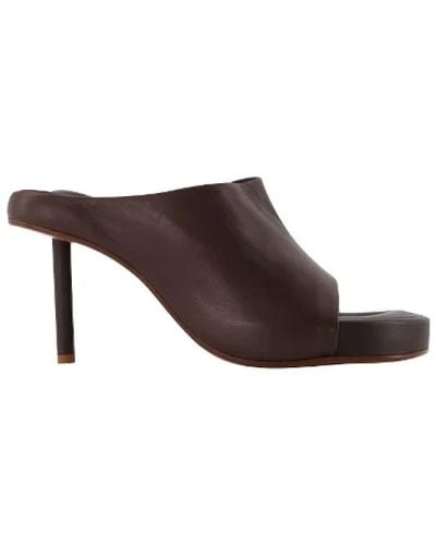 Jacquemus Nuvola Mules In Leather - Brown