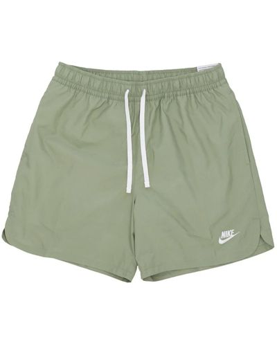 Nike Gewebte gefütterte flow shorts - Grün