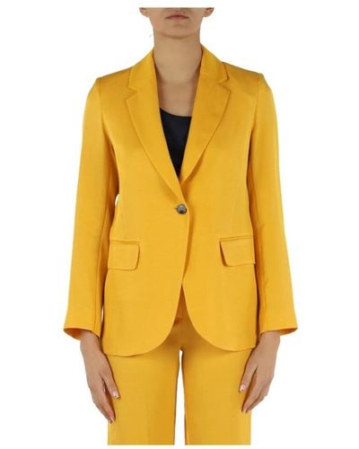 Emme Di Marella Coats - Amarillo