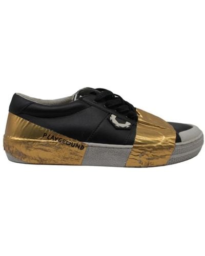 MOA Sneakers basse nero e oro