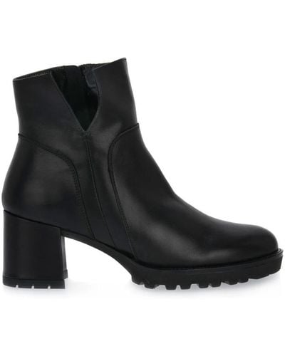 Melluso Heeled Boots - Black