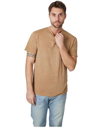 Amaranto Tops > t-shirts - Neutre