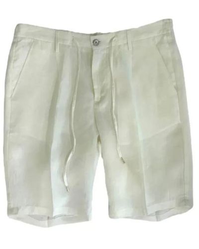 BRIGLIA Weiße bermuda-shorts mit darts - Grün