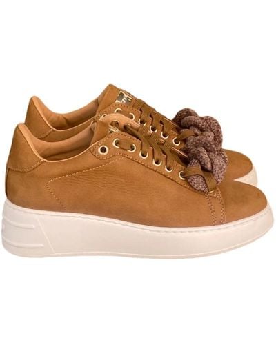 Stokton Sneakers - Brown