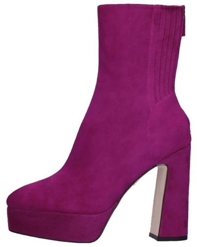 Lola Cruz Heeled Boots - Purple