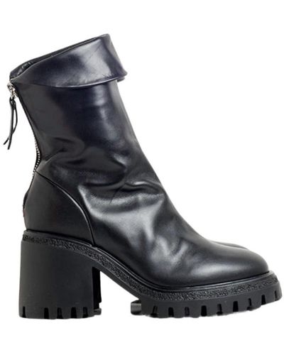 Halmanera Heeled Boots - Black