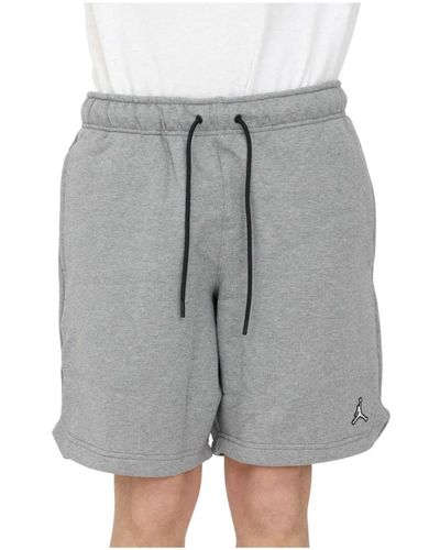 Nike Shorts cómodos con cintura elástica - Gris