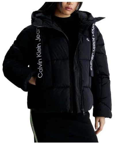 Calvin Klein Elegante chaqueta puffer para mujeres - Negro