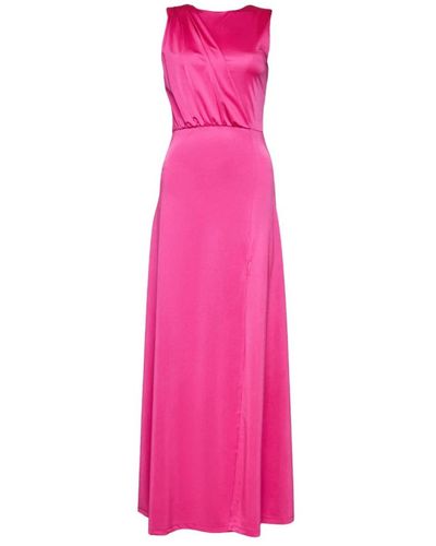 Silvian Heach Elegantes langes kleid mit seitenschlitz - Pink