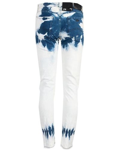 Armani Exchange Perfekte passform tapered jeans - Blau