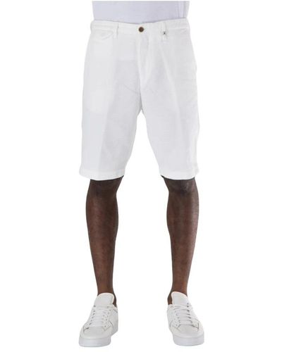 Myths Casual Shorts - White