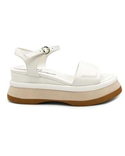 Jeannot Flat Sandals - White