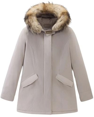 Woolrich Luxuriöser arctic raccoon parka helltaupe - Grau