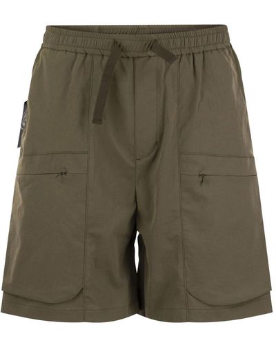 Colmar Bermuda shorts in technical fabric with drawstring - Verde