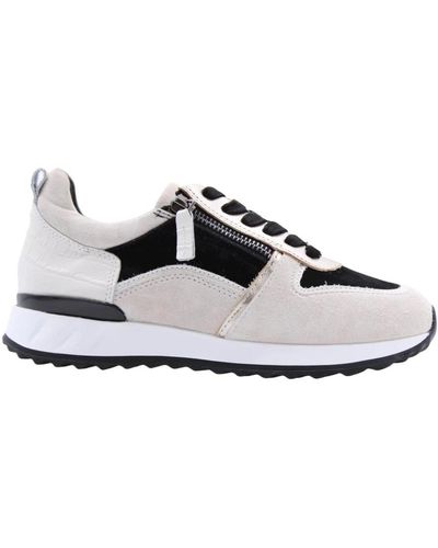 Nathan-Baume Trainers - White