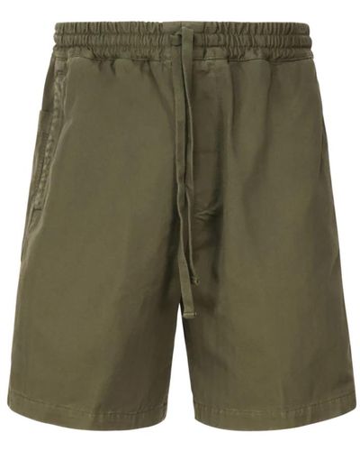 Carhartt Grüne casual shorts mit taschen