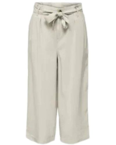 ONLY Cropped Trousers - Grey