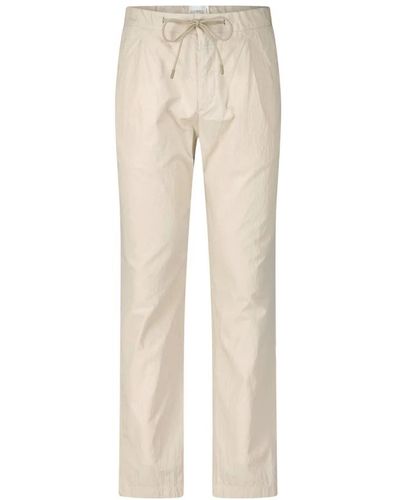 Closed Bequeme tapered chino hose - Natur