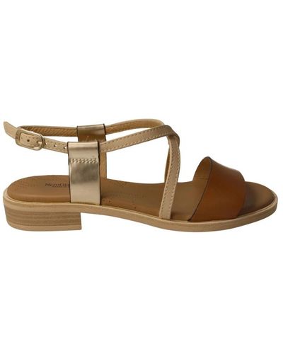 Nero Giardini Shoes > sandals > flat sandals - Marron