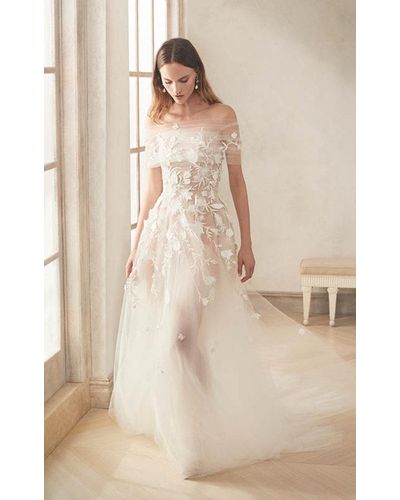 Oscar de la Renta Embroidered Off-shoulder Tulle Gown With Train - White