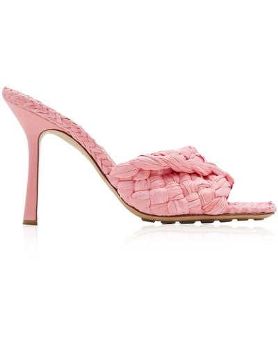 Bottega Veneta Stretch Raffia Sandals - Pink