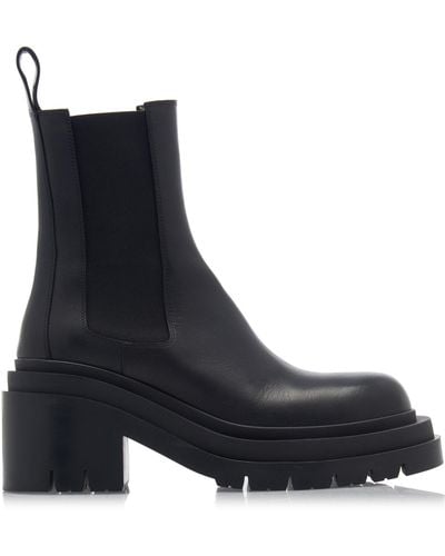 Bottega Veneta Lug Heeled Leather Ankle Boots - Black