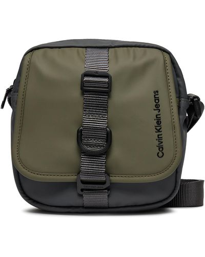 Calvin Klein Umhängetasche Utilitarian Sq Camerabag Flap18 K50K511510 - Grün