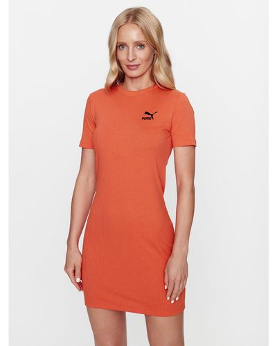 PUMA Kleid Für Den Alltag Classics 621405 Regular Fit - Orange