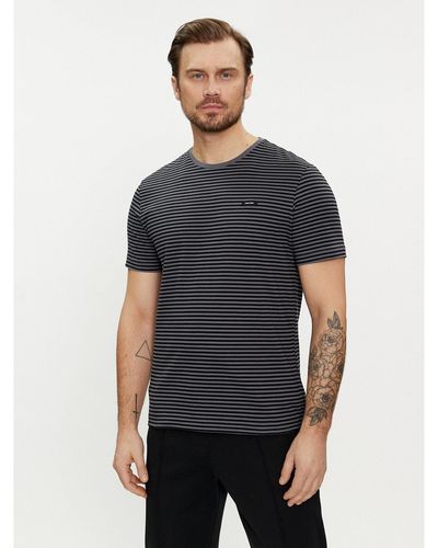 Calvin Klein T-Shirt K10K112520 Regular Fit - Grau