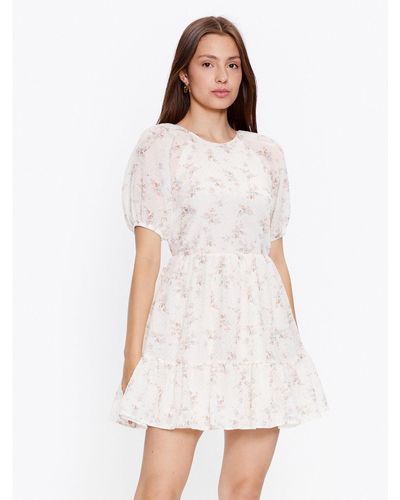 Glamorous Kleid Für Den Alltag Kk0196A Écru Regular Fit - Weiß
