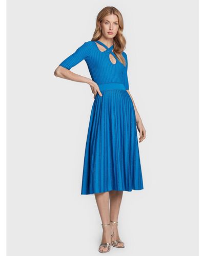 Pinko Kleid Für Den Alltag Bitter 100413 A0L0 Slim Fit - Blau