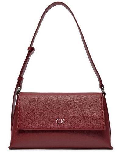 Calvin Klein Handtasche Ck Daily Shoulder Bag Pebble K60K612139 - Rot