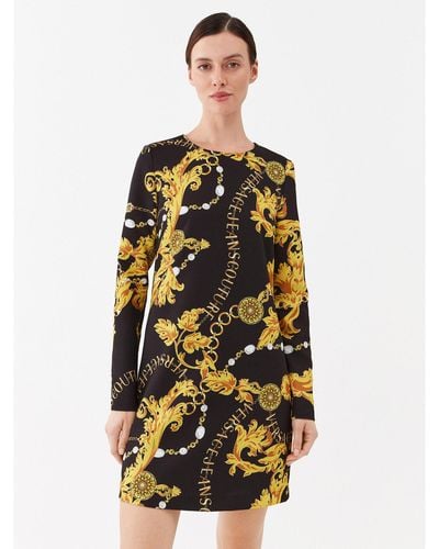 Versace Kleid Für Den Alltag 75Hao9A1 Regular Fit - Schwarz