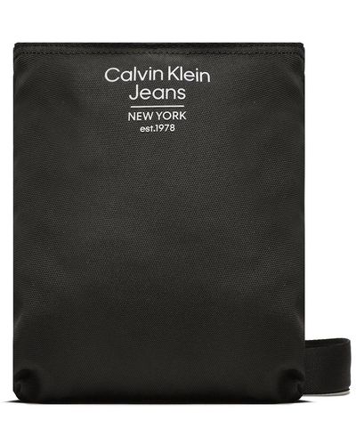 Calvin Klein Umhängetasche Sport Essentials Flatpack 18 Est K50K510102 - Schwarz