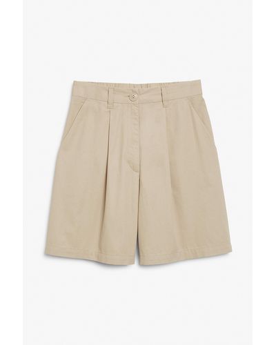 Monki High Waist Pleated Shorts Beige - Natural