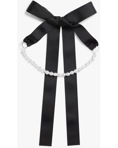 Monki Bow Choker Necklace - Black