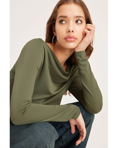 Monki Long Sleeved Ruched Boat Neck Top - Green