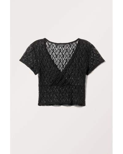 Monki Cropped Fitted Lace Top - Black