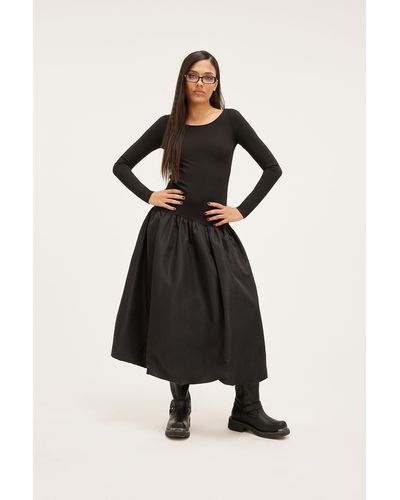 Monki Long Sleeved Ruched Maxi Dress - Black