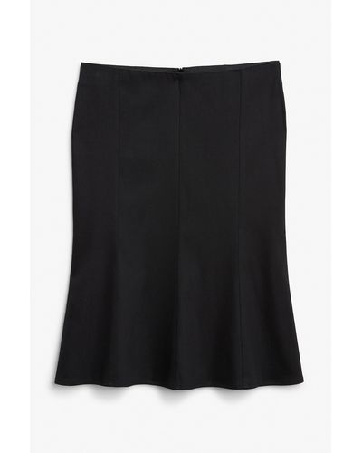 Monki Low Waist Knee Length Skirt - Black