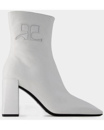 Courreges Heritage Ankle Boots - White