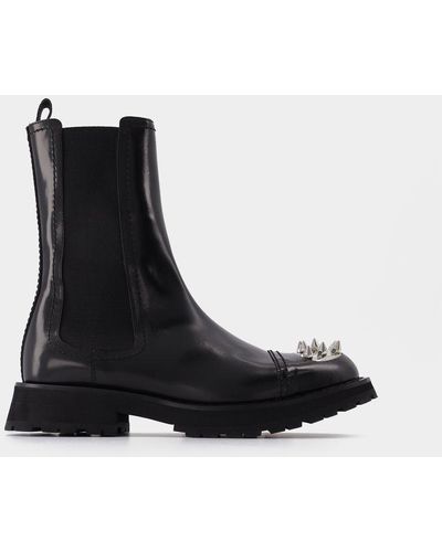 Alexander McQueen Ankle Boots With Studs - Black