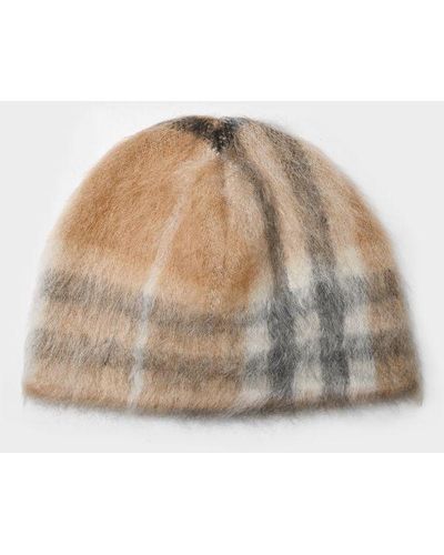 Burberry Giant Check Beanie - Natural