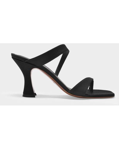 Neous Sika Sandals - Black