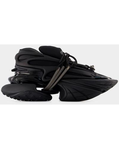 Balmain Smooth Leather Logo Sneakers. - Black