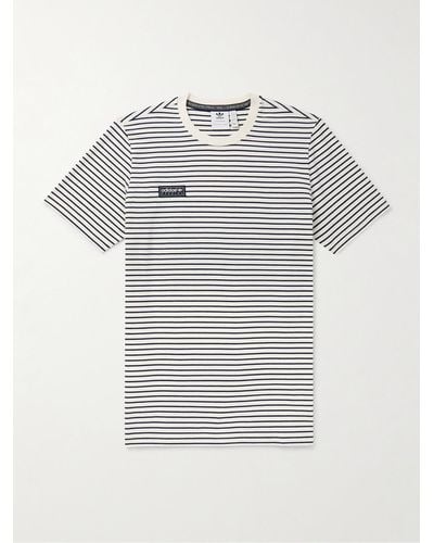 adidas Originals T-shirt in jersey di misto cotone a righe con logo applicato Lytham - Grigio