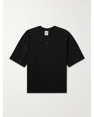 adidas Originals T-shirt in jersey di cotone a righe con logo ricamato - Nero