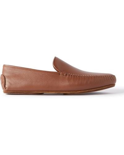 Manolo Blahnik Mayfair Leather Driving Shoes - Brown